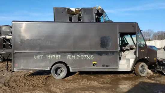 Picture of 2009-freightliner-mt55-chassis-truck-delivery